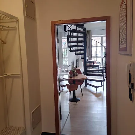 Appartement Stilvolles Loft Mit Galerie Direkt Am Stadtplatz Deidesheim